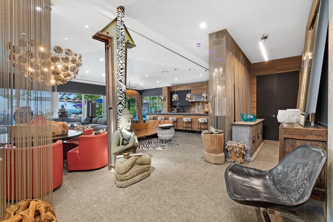 For Sale: $7,999,000 (4 beds, 4 baths, 3131 Square Feet)