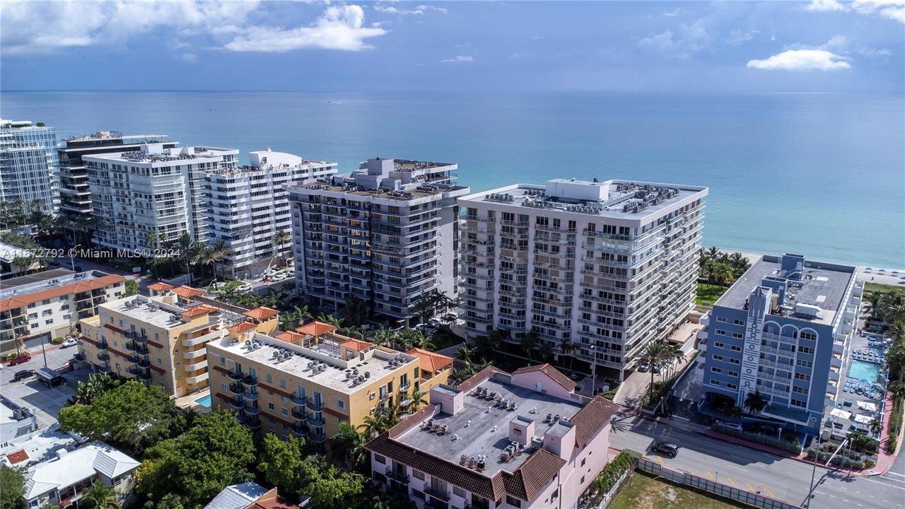 For Sale: $835,000 (2 beds, 2 baths, 1590 Square Feet)