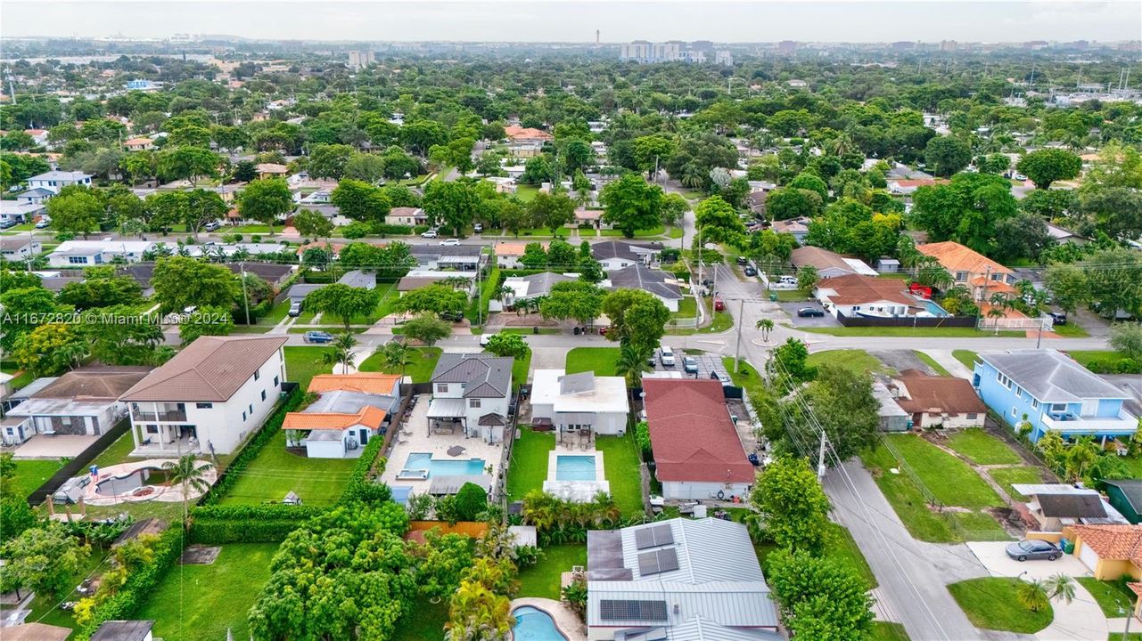 For Sale: $849,995 (3 beds, 2 baths, 1754 Square Feet)