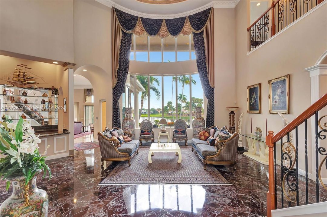 For Sale: $5,995,000 (5 beds, 6 baths, 5340 Square Feet)