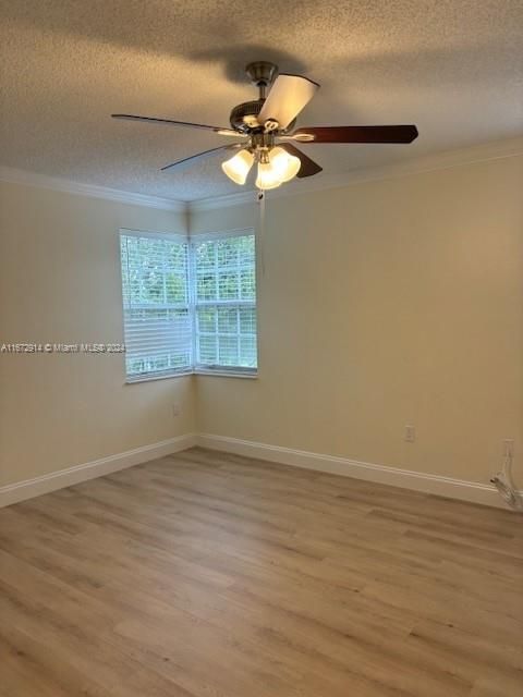 For Rent: $4,000 (3 beds, 3 baths, 1784 Square Feet)