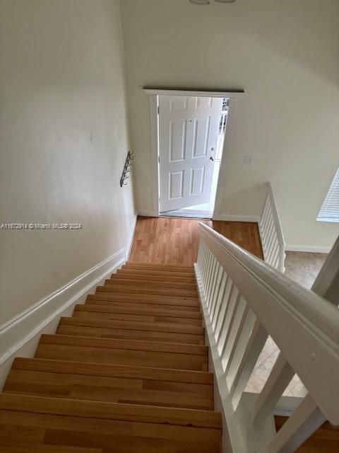 For Rent: $4,000 (3 beds, 3 baths, 1784 Square Feet)