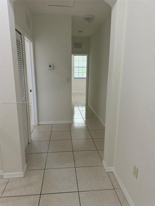 Active With Contract: $2,850 (3 beds, 2 baths, 1461 Square Feet)