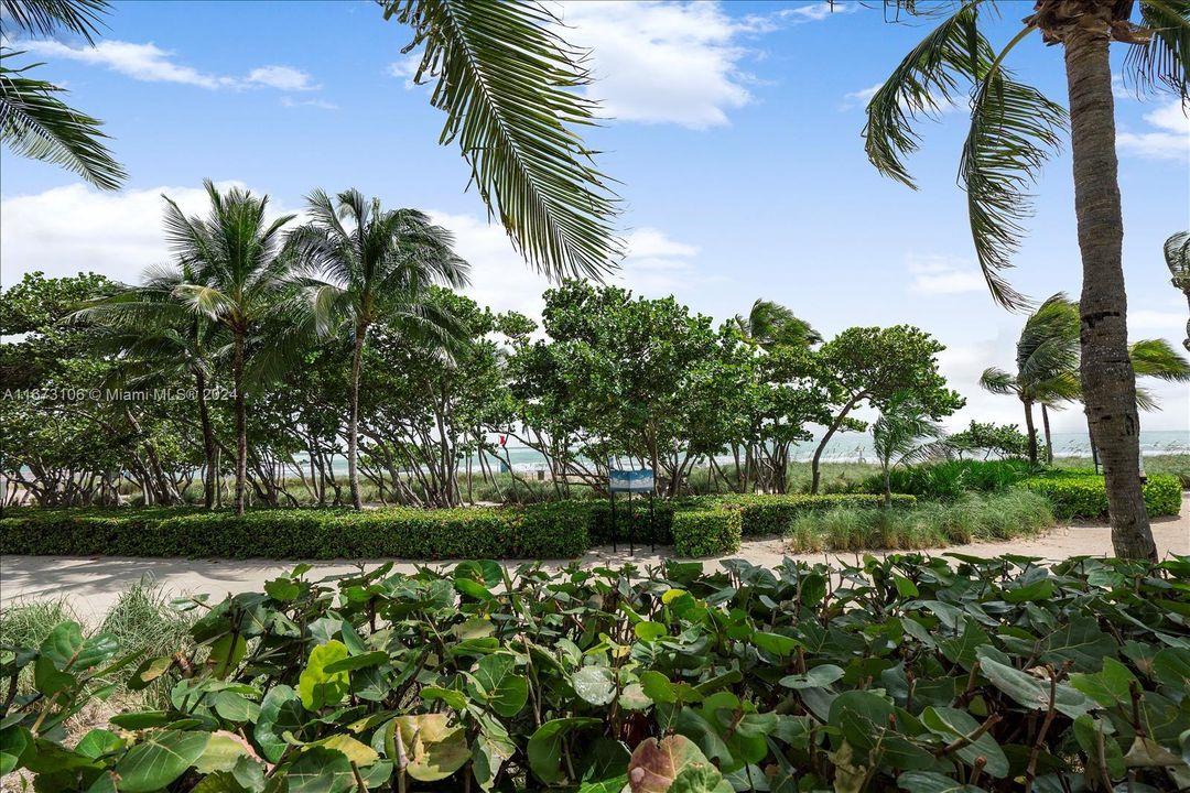 Recently Rented: $5,650 (2 beds, 2 baths, 1447 Square Feet)