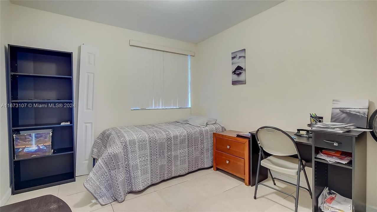 Recently Rented: $2,425 (2 beds, 2 baths, 1067 Square Feet)