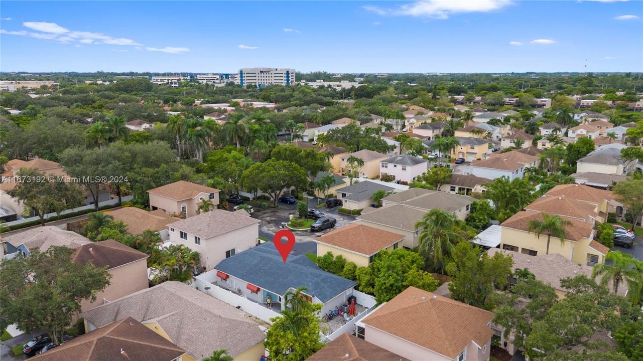 For Sale: $524,900 (3 beds, 2 baths, 1304 Square Feet)