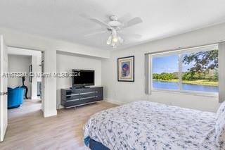 For Sale: $349,000 (3 beds, 2 baths, 1392 Square Feet)