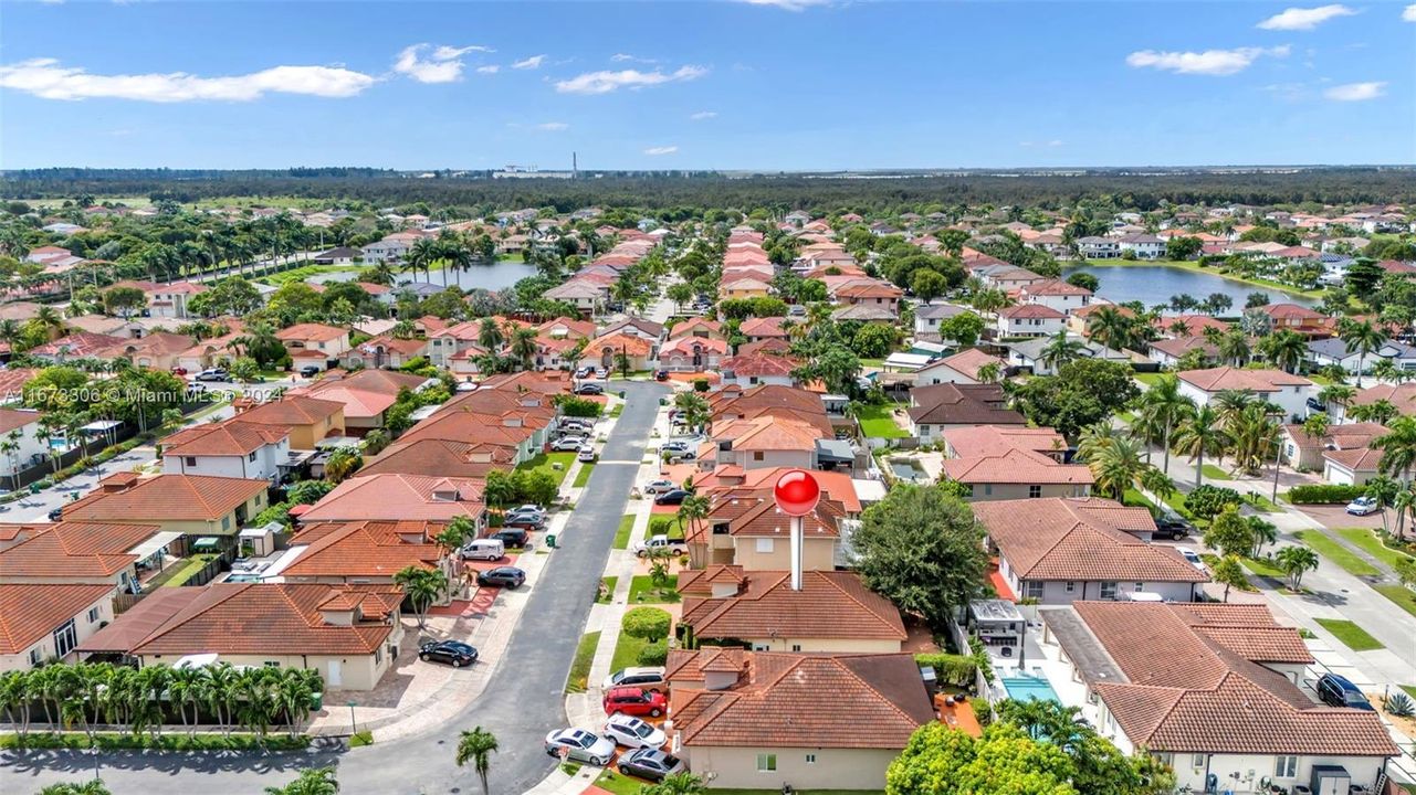 Active With Contract: $600,000 (3 beds, 2 baths, 1701 Square Feet)