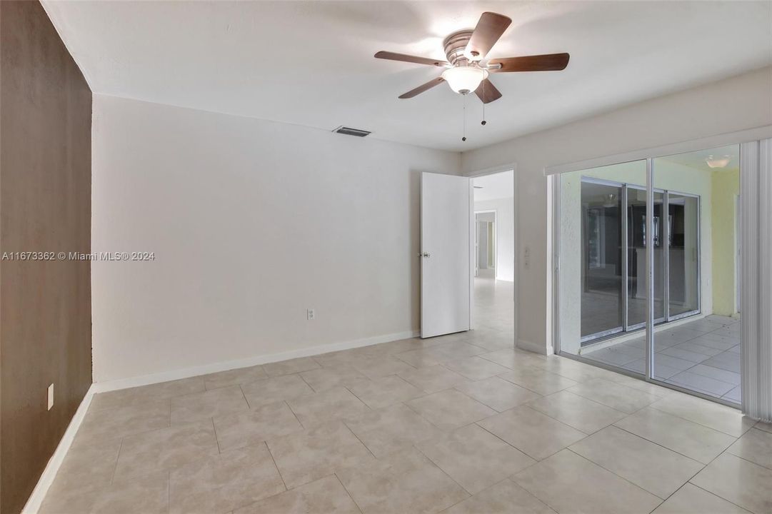 For Sale: $625,000 (3 beds, 2 baths, 1623 Square Feet)