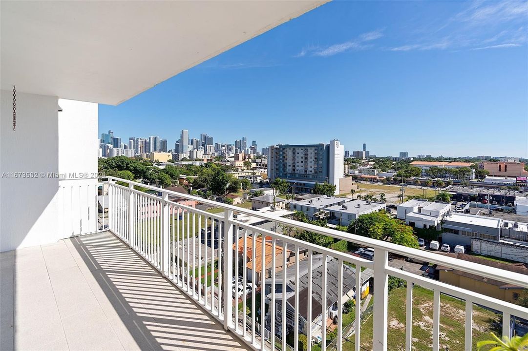 Northeast balcony view.