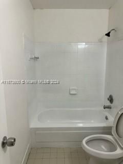 For Rent: $3,400 (3 beds, 2 baths, 1217 Square Feet)