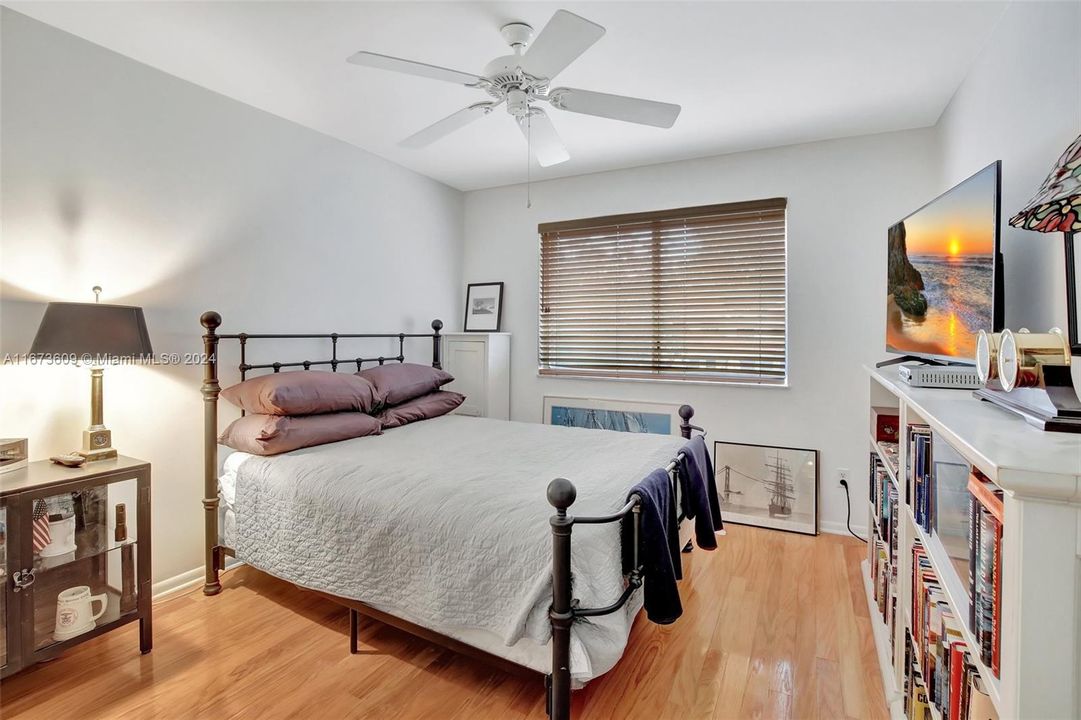 For Sale: $410,000 (3 beds, 2 baths, 1657 Square Feet)