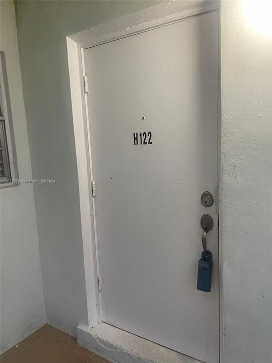 For Rent: $1,850 (1 beds, 1 baths, 620 Square Feet)