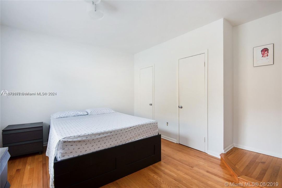 For Sale: $240,000 (1 beds, 1 baths, 540 Square Feet)