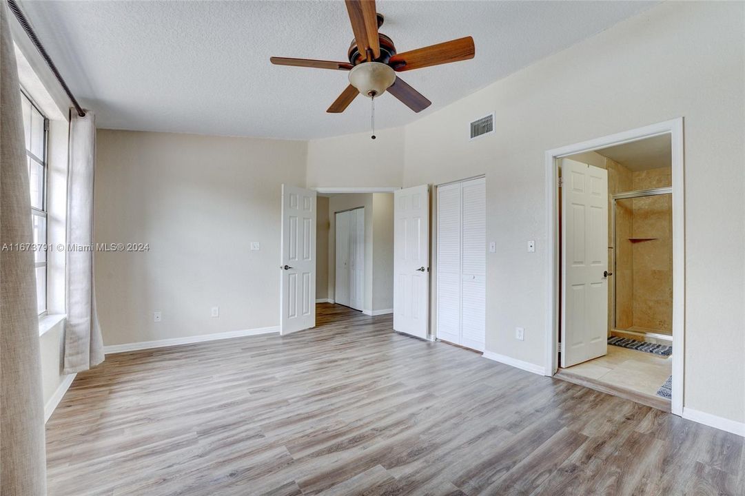 For Rent: $3,300 (3 beds, 2 baths, 1590 Square Feet)