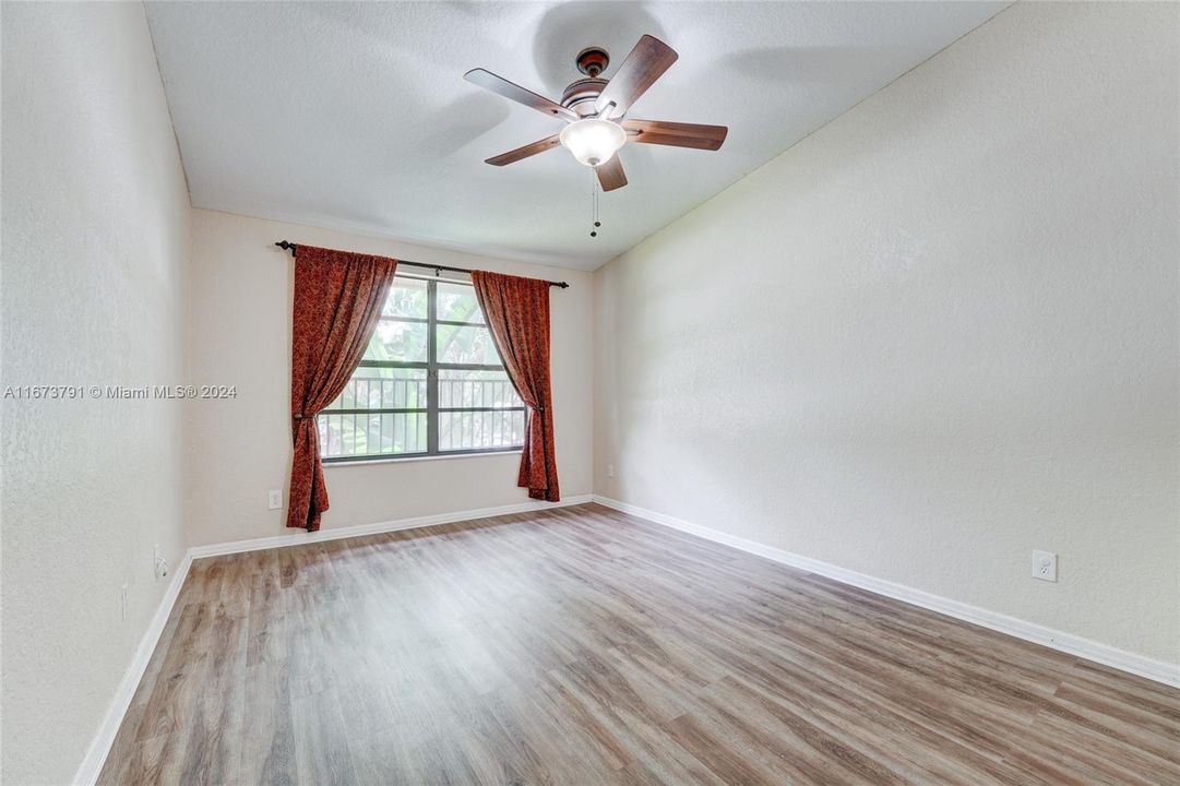 For Rent: $3,300 (3 beds, 2 baths, 1590 Square Feet)