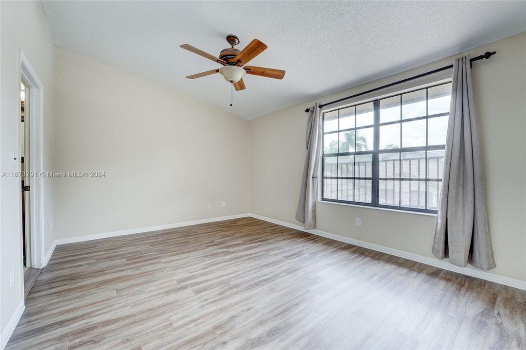 For Rent: $3,300 (3 beds, 2 baths, 1590 Square Feet)