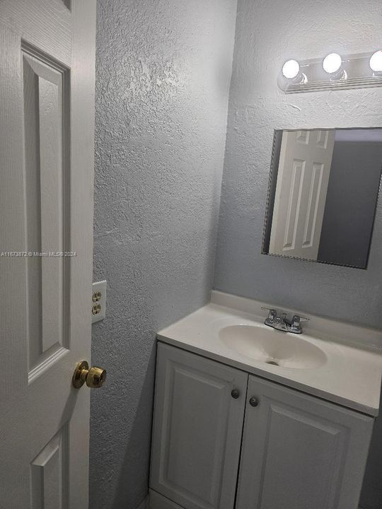 Main bathroom