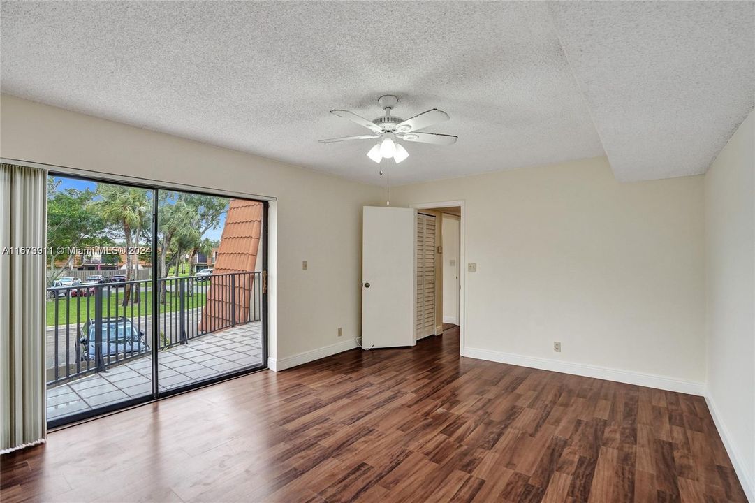 For Rent: $3,200 (3 beds, 2 baths, 1628 Square Feet)