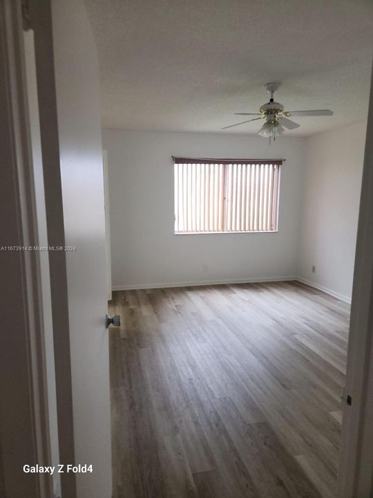 For Rent: $1,890 (2 beds, 1 baths, 940 Square Feet)