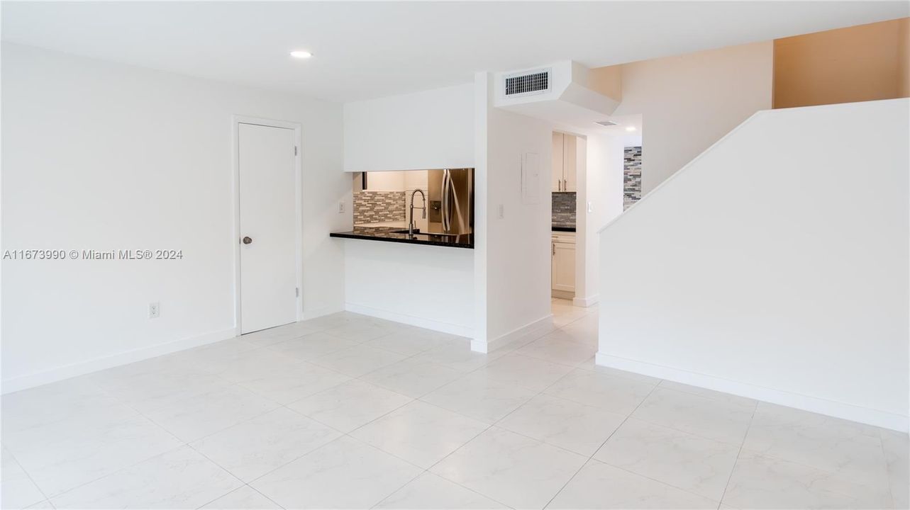 For Sale: $435,000 (3 beds, 2 baths, 1510 Square Feet)