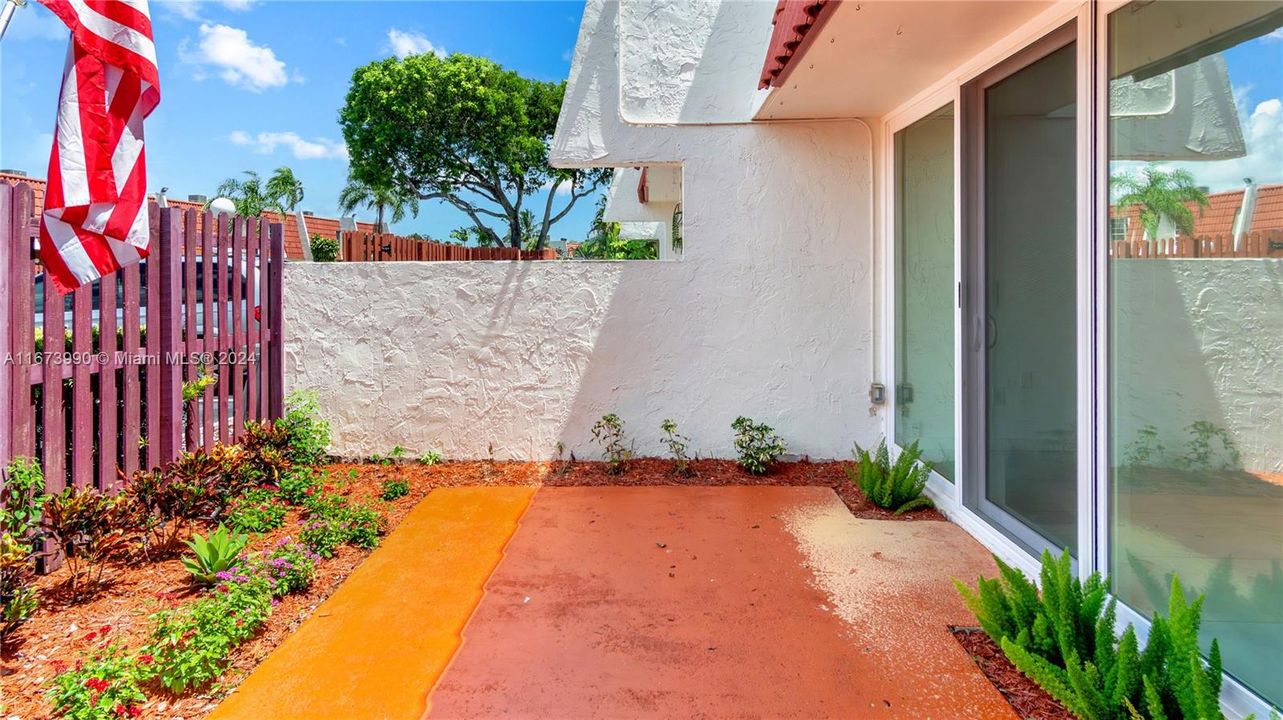 En Venta: $435,000 (3 camas, 2 baños, 1510 Pies cuadrados)