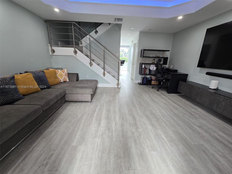 Recientemente alquilado: $2,500 (2 camas, 2 baños, 1170 Pies cuadrados)
