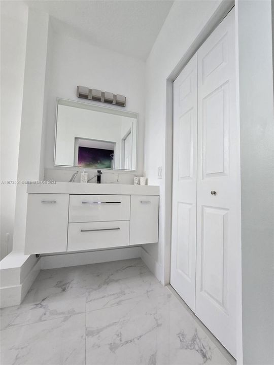 Recientemente alquilado: $2,500 (2 camas, 2 baños, 1170 Pies cuadrados)