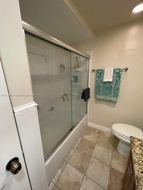 For Sale: $240,000 (1 beds, 1 baths, 845 Square Feet)