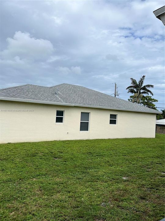 For Sale: $539,000 (3 beds, 2 baths, 1585 Square Feet)