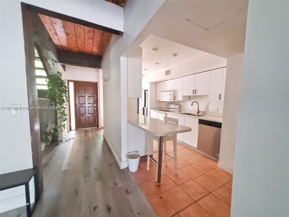 En Venta: $485,000 (3 camas, 2 baños, 1688 Pies cuadrados)