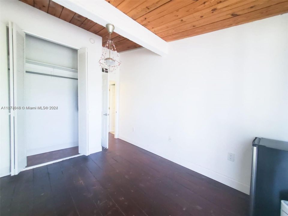 For Sale: $485,000 (3 beds, 2 baths, 1688 Square Feet)