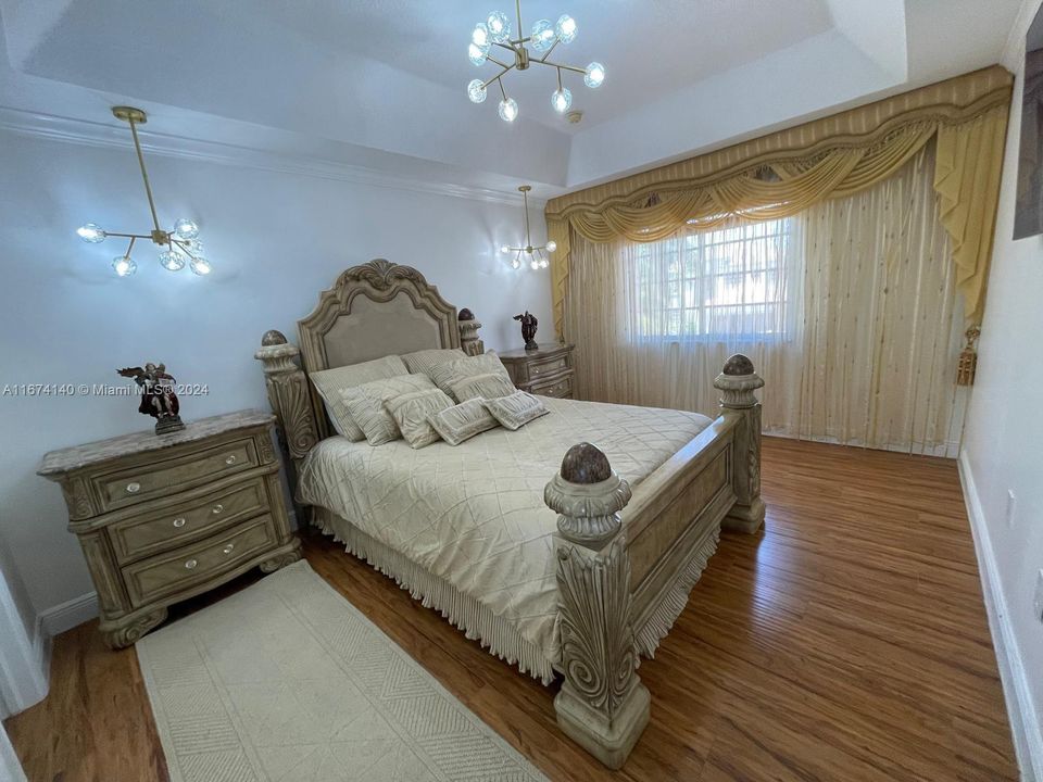 В аренду: $3,900 (3 спален, 2 ванн, 1774 Квадратных фут)