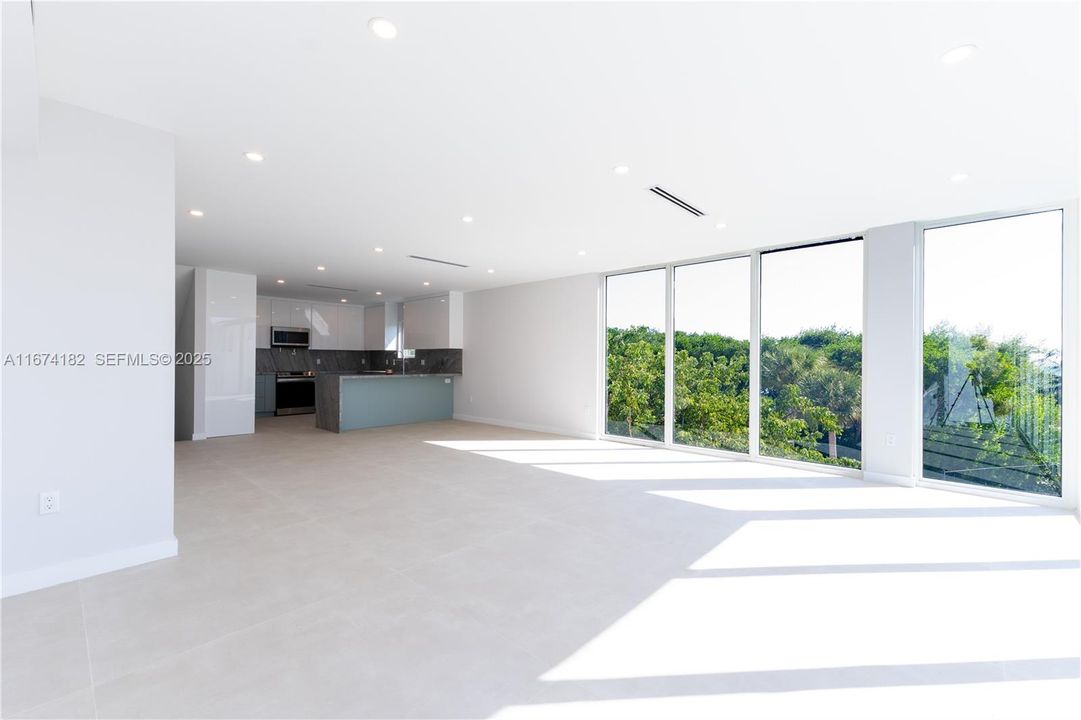 En Venta: $1,350,000 (4 camas, 3 baños, 0 Pies cuadrados)