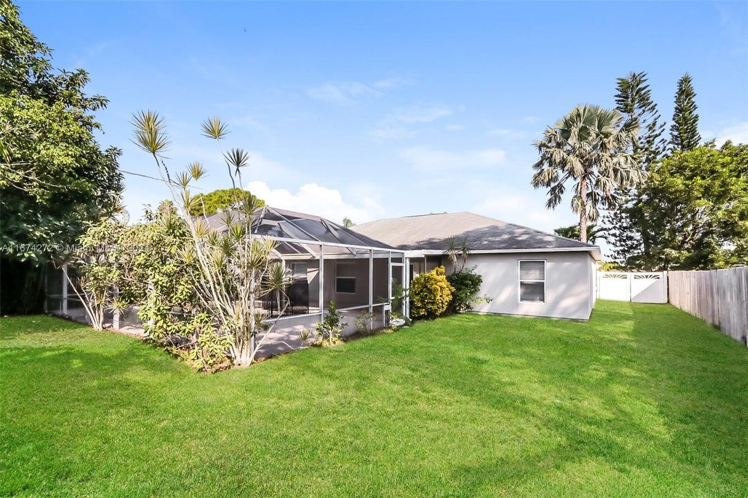 Недавно арендовано: $2,655 (3 спален, 2 ванн, 2040 Квадратных фут)