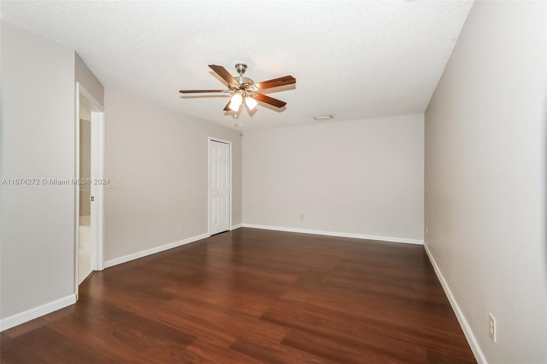 Недавно арендовано: $2,655 (3 спален, 2 ванн, 2040 Квадратных фут)