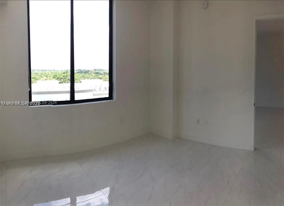 En Venta: $589,000 (1 camas, 1 baños, 706 Pies cuadrados)