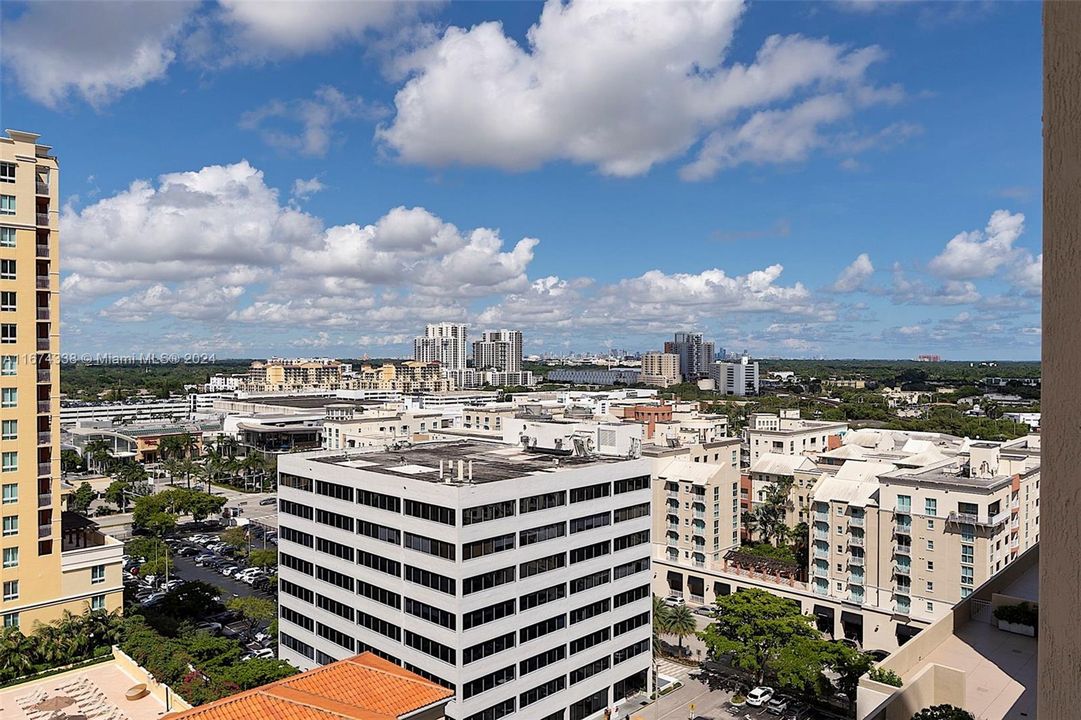 For Sale: $499,000 (2 beds, 2 baths, 1350 Square Feet)