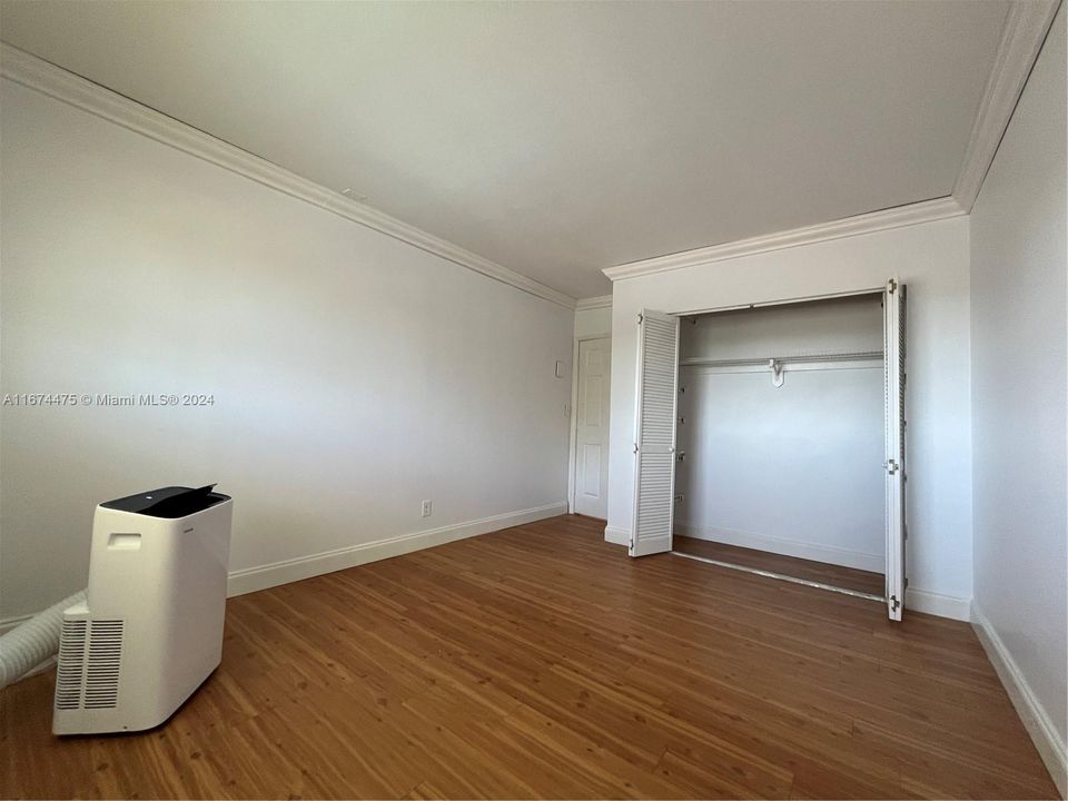 For Rent: $1,600 (1 beds, 1 baths, 640 Square Feet)