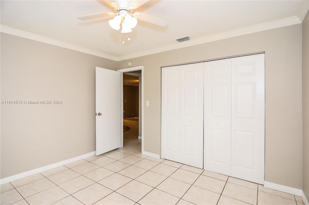 For Rent: $2,995 (3 beds, 2 baths, 1566 Square Feet)