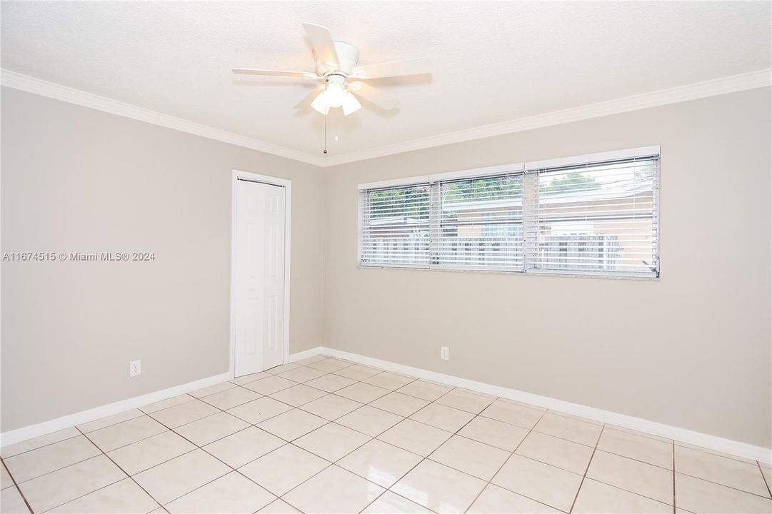 For Rent: $2,995 (3 beds, 2 baths, 1566 Square Feet)