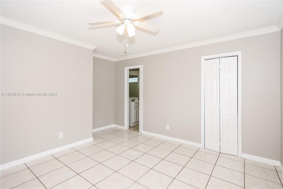 For Rent: $2,995 (3 beds, 2 baths, 1566 Square Feet)