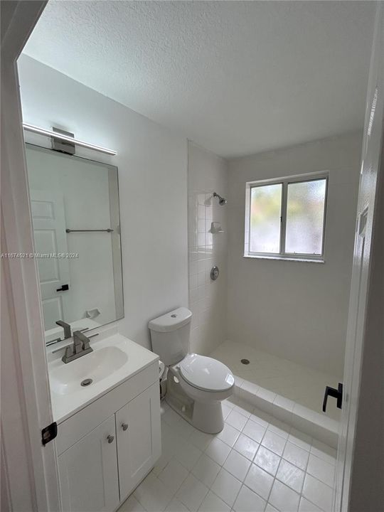 For Rent: $2,850 (3 beds, 2 baths, 1404 Square Feet)