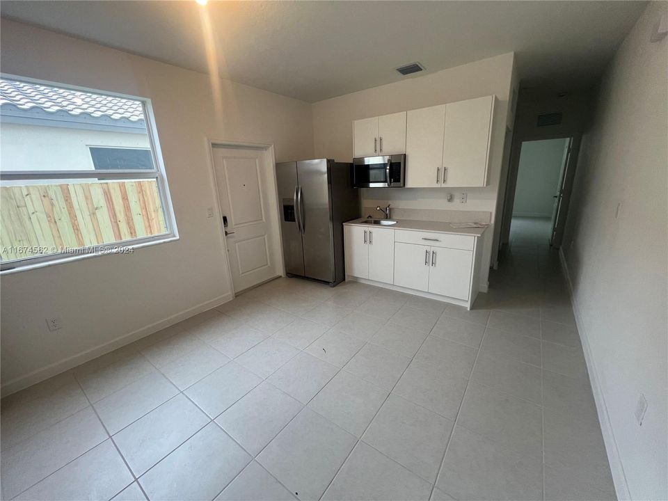 For Rent: $1,750 (1 beds, 1 baths, 0 Square Feet)