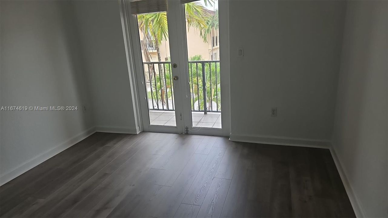 For Rent: $3,300 (3 beds, 2 baths, 1670 Square Feet)