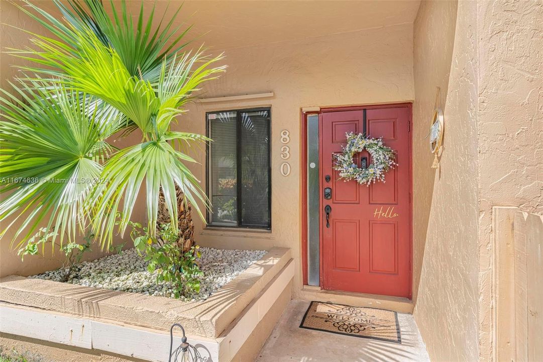 Active With Contract: $3,150 (3 beds, 2 baths, 1432 Square Feet)