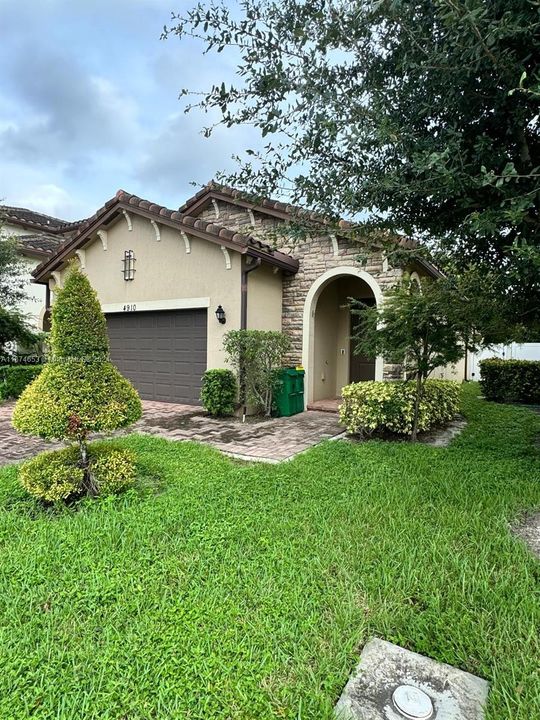 For Sale: $540,000 (3 beds, 2 baths, 1616 Square Feet)