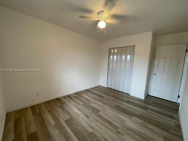 For Rent: $3,000 (3 beds, 2 baths, 1276 Square Feet)