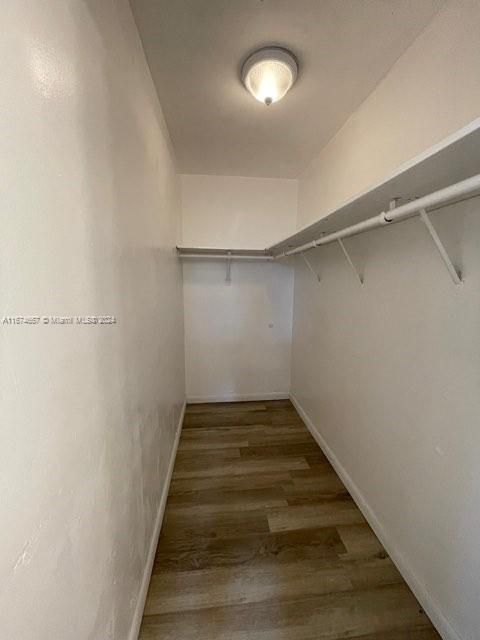 For Rent: $3,000 (3 beds, 2 baths, 1276 Square Feet)