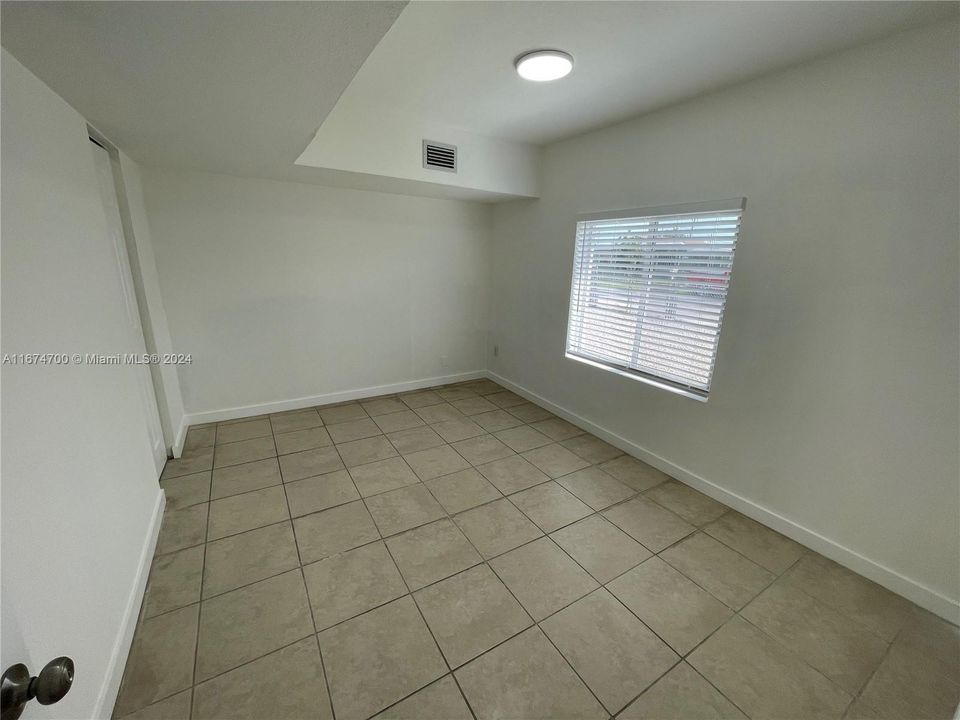 For Rent: $6,000 (5 beds, 3 baths, 2248 Square Feet)